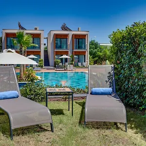 Celeste Bella Luxury & **** Ortakentyahşi