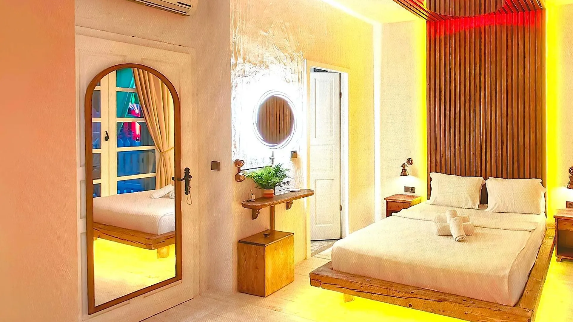 Hotel Banana Alacati Food & Stay - Adults Only