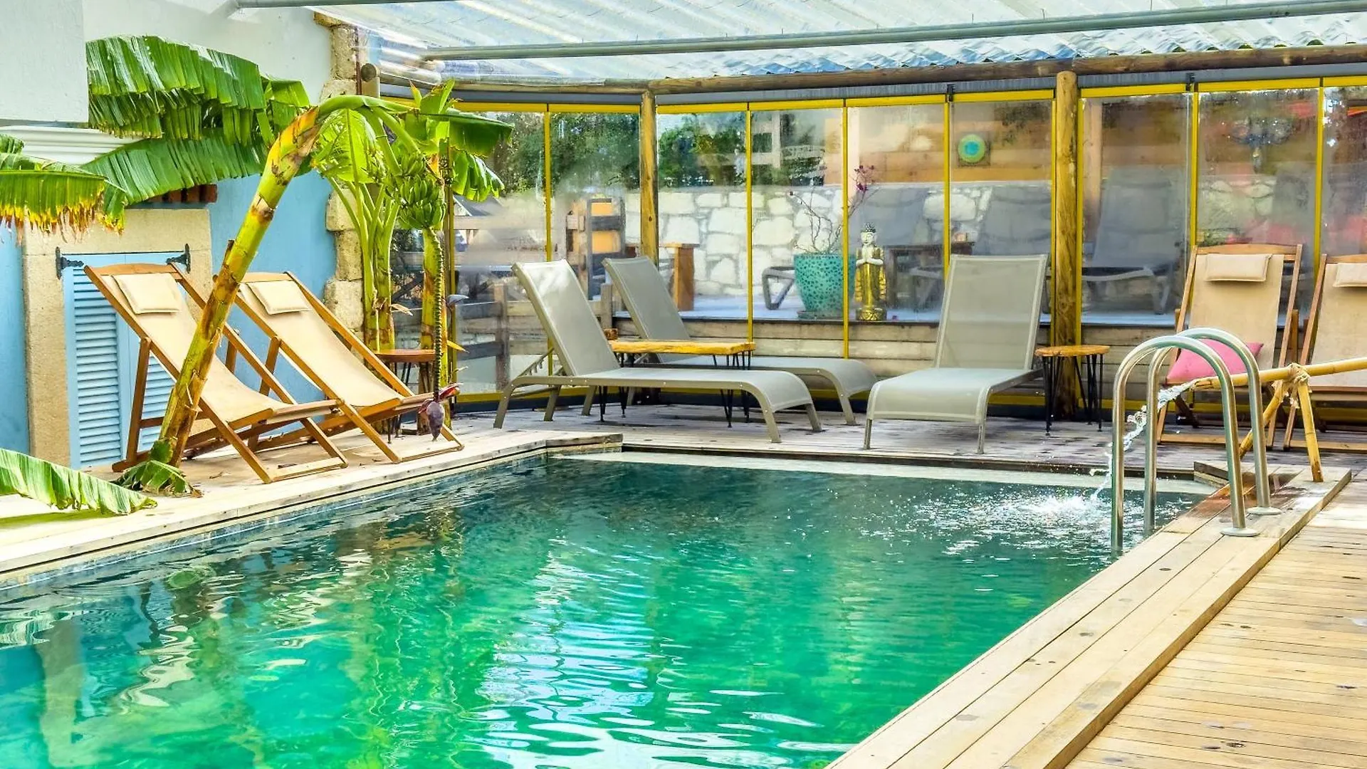 Отель Banana Alacati Food & Stay - Adults Only