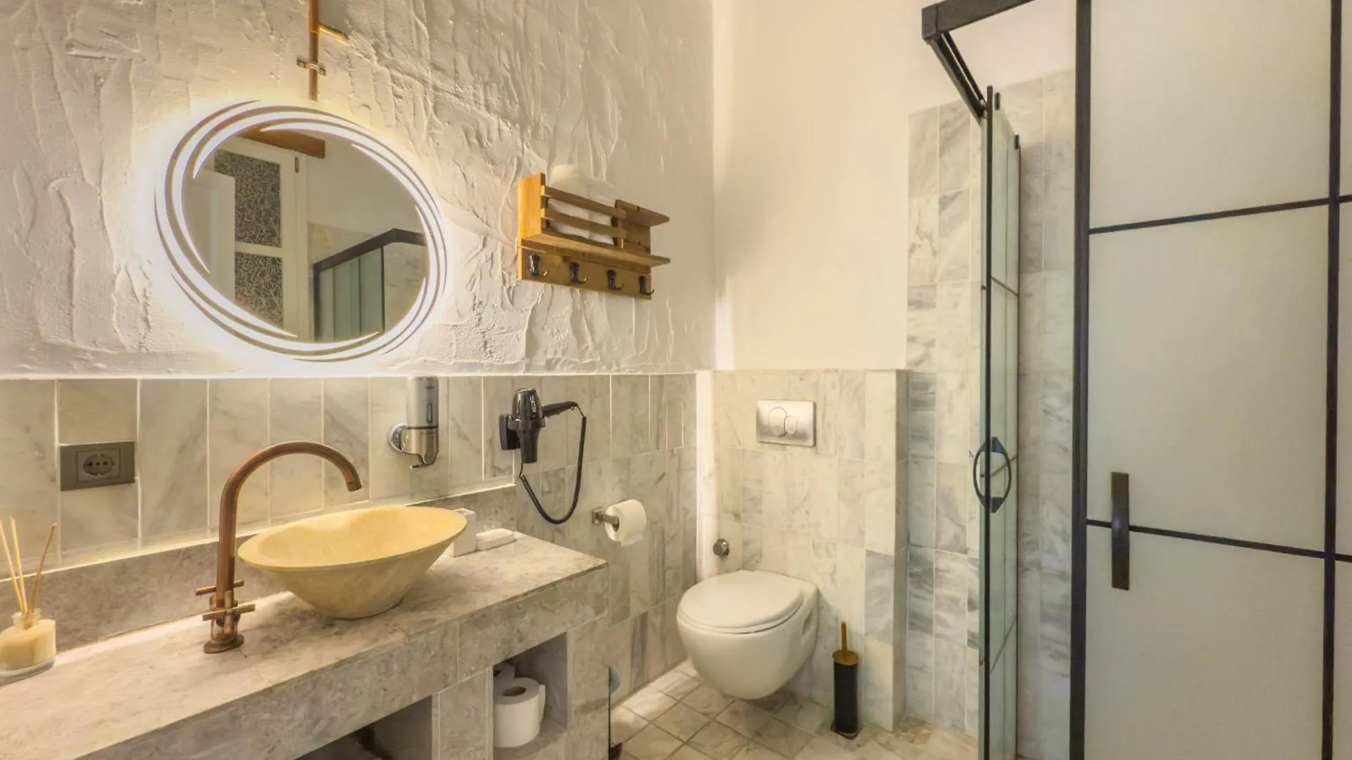 Banana Alacati Food & Stay - Adults Only Отель